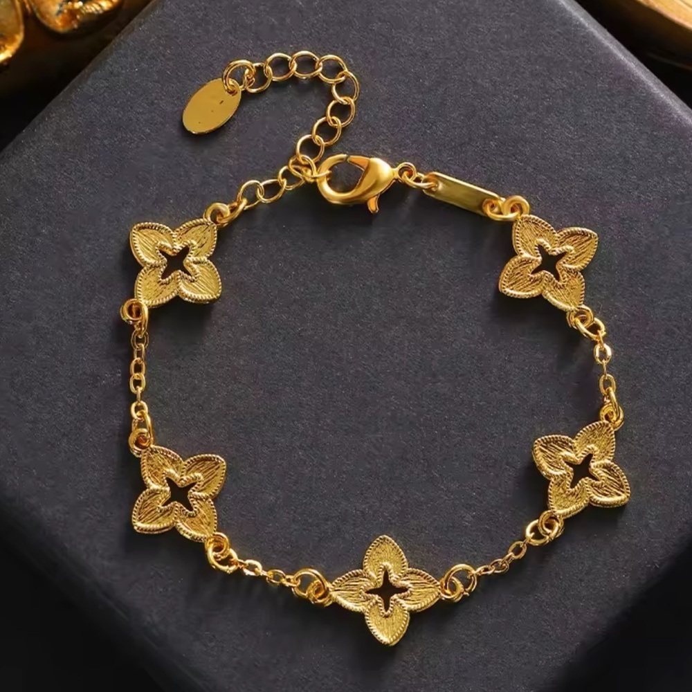Alhambra Gold Elegant Flower Bracelet